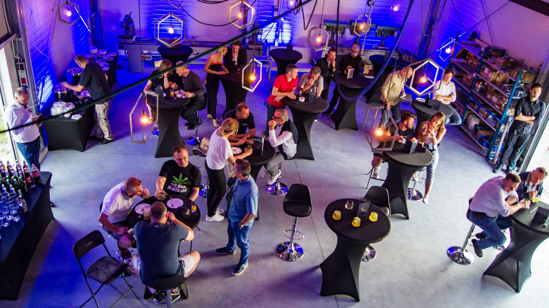 Hangar Party // vol.1